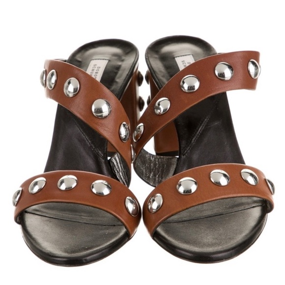 Dorothee Schumacher Brown Leather Studded Block Heel Slide Sandals EUC Size 39 - Picture 2 of 12
